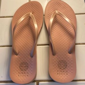 Vionic Beach Thong Flip Flops Pink Blush  Women size 10